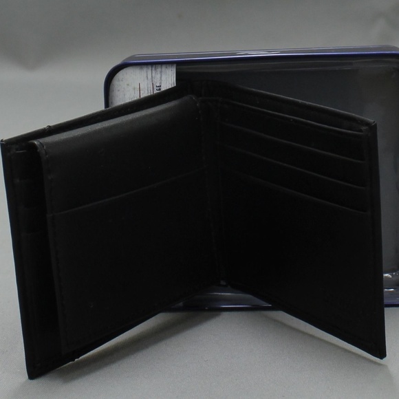 denizen levis wallet